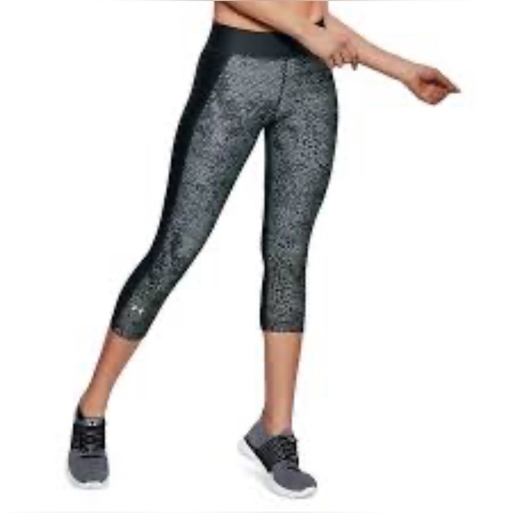 Under Armour Black Gray Print High Waisted 3/4th Compression Tights Capri sz M - Picture 2 of 13